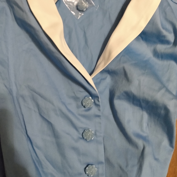 NWT DISNEY PARKS BELLE BLUE BEAUTY AND THE BEAST THE DRESS SHOP SIZE SMALL - Picture 4 of 6